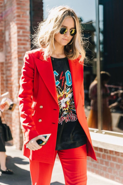С чем носить красный пиджак женщине, стильные образы